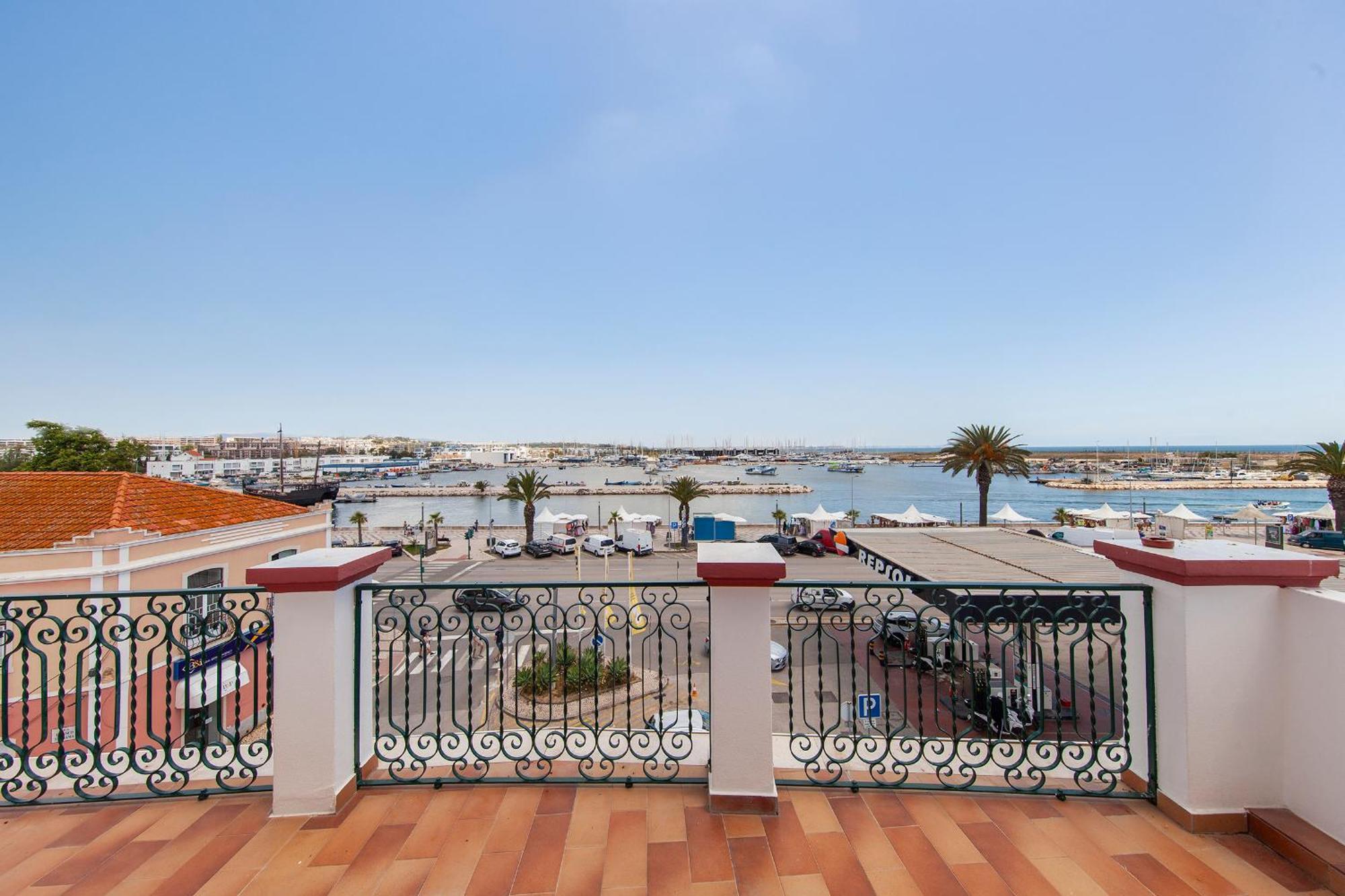 B37 - City Central Door Apartment Λάγος Εξωτερικό φωτογραφία